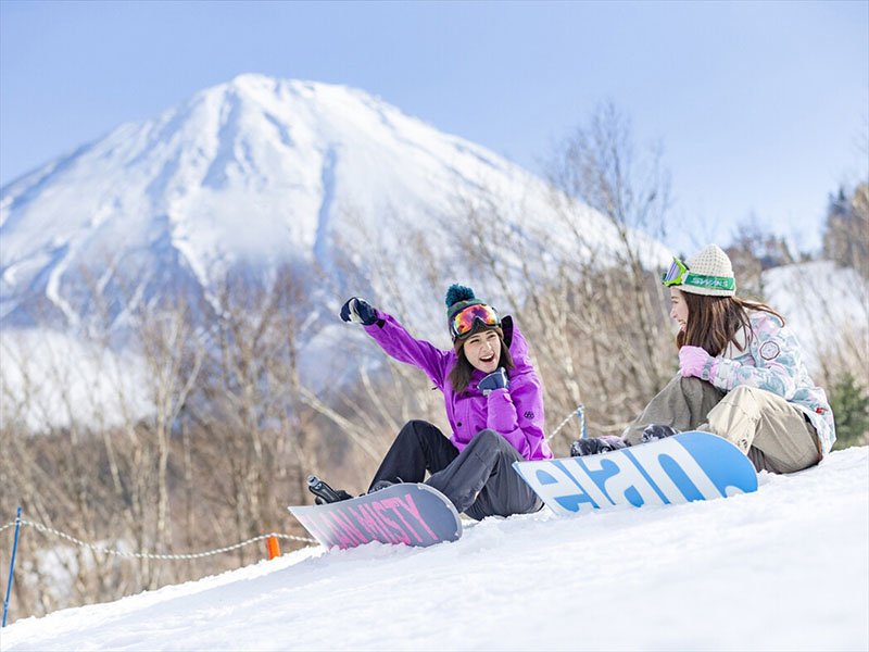 Fuji-Ten Ski & Snowboard Day Trip}